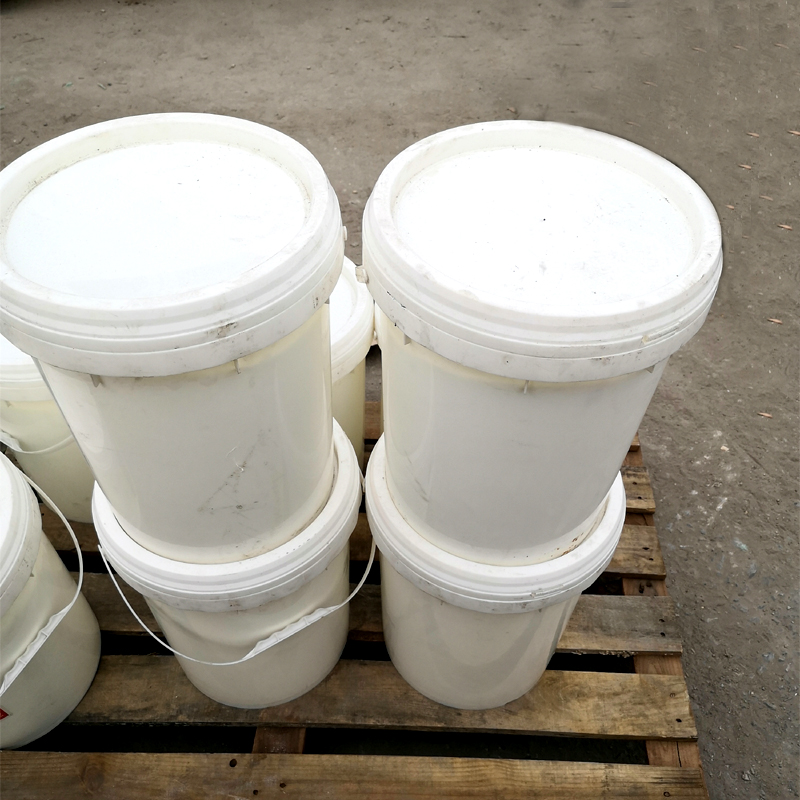 五氯化磷水中反应研究
